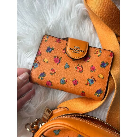 Coach Mini Jamie Camera Bag w Mini Vintage Rose Print IM/Light Orange w wallet - Picture 5 of 11